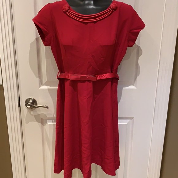 Dresses & Skirts - Vintage red dress